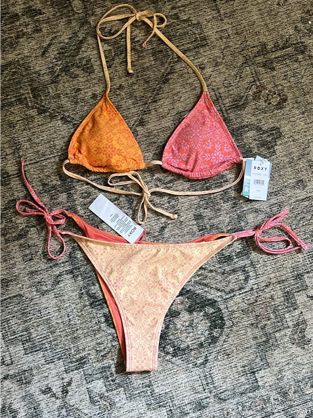 Roxy women’s Floral Tie-Side Triangle Bikini Top - Coral & Peach